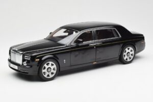 Rolls-Royce Phantom VII EWB Diamond Noir Kyosho 1:18