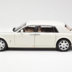 Rolls-Royce Phantom VII EWB English Blanc Kyosho 1:18 - image 4 of 8
