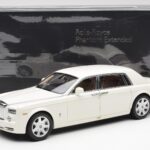 Rolls-Royce Phantom VII EWB English Blanc Kyosho 1:18 - image 8 of 8