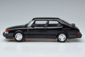 Saab 900 Turbo Mk1 Noir Otto 1:18 OT678 Résine — image 3 sur 6