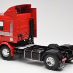 Scania 143M 470 Topline Rouge MCG 1:18 - image 7 of 8