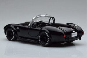 Shelby Cobra 427 S/C Noir Kyosho 1:18 08048BK Métal — image 6 sur 9