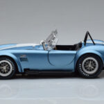 Shelby Cobra 427 S/C Bleu Clair Kyosho 1:18 - image 4 of 9