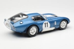 Shelby Daytona Cobra Coupe #11 S. Thompson 24 Hours of Le Mans 1965 CMR 1:18 CMR114 Métal — image 3 sur 8