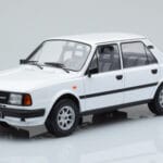 Skoda 130 L Blanc IXO 1:18
