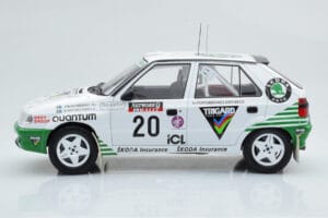 Skoda Felicia #20 S. Blomqvist / B. Cederberg Rally RAC Lombard 1995 IXO 1:18 18RMC147 Métal — image 3 sur 6