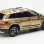 Skoda Kodiaq Or FAW 1:18 - image 3 of 8
