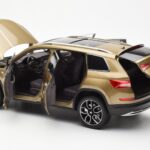 Skoda Kodiaq Or FAW 1:18 - image 5 of 8