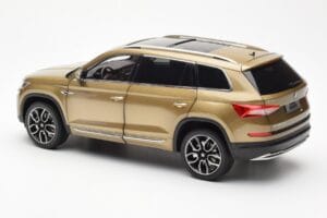 Skoda Kodiaq Or FAW 1:18 ZSX000001GOL Métal — image 7 sur 8
