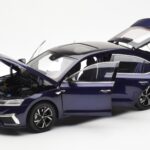 Skoda Octavia Pro Bleu FAW 1:18 - image 2 of 8