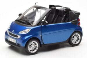 Smart Fortwo 451 Cabrio Bleu & Noir Minichamps 1:18 150036330 Métal — image 2 sur 8