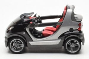 Smart Fortwo Crossblade Cabriolet Argent Noir Kyosho 1:18 13440 Métal — image 3 sur 6