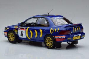 Subaru Impreza #4 C. McRae / D. Ringer Winner RAC Rally 1994 Kyosho 1:18 08962A Métal — image 6 sur 9