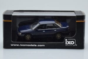 Subaru Legacy BC 2.0 Turbo RS Bleu IXO 1:43 CLC226 Métal — image 4 sur 4