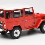 Toyota Land Cruiser FJ40 Van Rouge Kyosho 1:18 - image 3 of 8