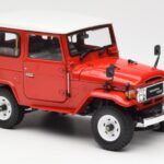 Toyota Land Cruiser FJ40 Van Rouge Kyosho 1:18 - image 6 of 8