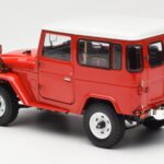 Toyota Land Cruiser FJ40 Van Rouge Kyosho 1:18 - image 7 of 8
