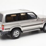 Toyota Land Cruiser HDJ80 Beige Métallique Otto 1:18 - image 2 of 6