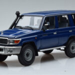 Toyota Land Cruiser J76 Bleu Almost Real 1:18