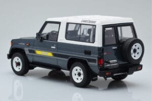 Toyota Land Cruiser LJ73 Gris Otto 1:18 OT437 Résine — image 5 sur 6