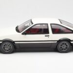 Toyota Sprinter Trueno AE86 Blanc Otto 1:18 - image 3 of 6