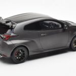 Toyota GR Yaris Circuit Package Noir Otto 1:18 - image 2 of 6