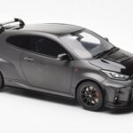 Toyota GR Yaris Circuit Package Noir Otto 1:18 - image 4 of 6
