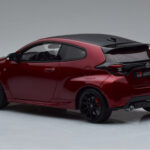 Toyota GR Yaris Rouge Otto 1:18 - image 5 of 6