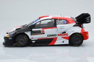 Toyota GR Yaris Rally1 #1 S. Ogier / B. Veillas Rally Monte Carlo 2022 IXO 1:18 18RMC151B Métal — image 3 sur 6