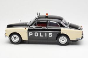 Volvo P121 Police Revell 1:18 8904 Métal — image 4 sur 8