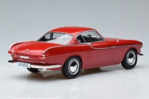 Volvo P1800 Rouge Norev 1:18 188700 Métal — image 2 sur 6