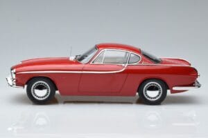Volvo P1800 Rouge Norev 1:18 188700 Métal — image 3 sur 6