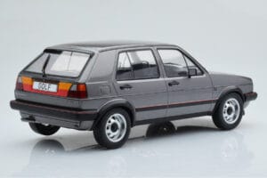 Volkswagen Golf GTI Mk2 Gris MCG 1:18 MCG18390 Métal — image 2 sur 6
