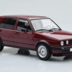 Volkswagen Golf GTI Mk2 Rouge MCG 1:18 - image 4 of 6
