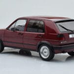 Volkswagen Golf GTI Mk2 Rouge MCG 1:18 - image 5 of 6