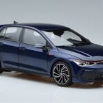 Volkswagen Golf GTI Mk8 Bleu Norev 1:18 188594 Métal - image 5 of 7