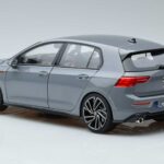 Volkswagen Golf GTI Mk8 Norev 1:18 188590 Métal - image 6 of 7