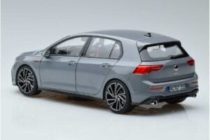 Volkswagen Golf GTI Mk8 Norev 1:18 188590 Métal — image 6 sur 7