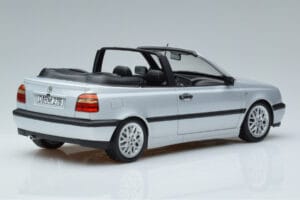Volkswagen Golf Mk3 Cabriolet Argent Norev 1:18 188468 Métal — image 2 sur 6