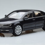 Volkswagen Phaeton V6 Mazeppa Gris Kyosho 1:18