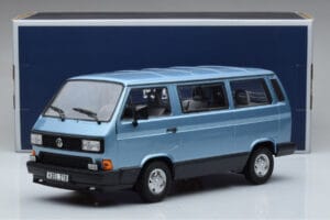 Volkswagen T3 Multivan Bleu Norev 1:18 188544 Métal — image 6 sur 6