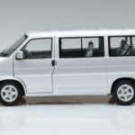 Volkswagen T4b Transporter Caravelle Minibus Schuco 1:18 450041500 Métal - image 5 of 8
