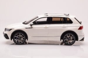 Volkswagen Tiguan R Blanc Otto 1:18 OT1001 Résine — image 3 sur 6