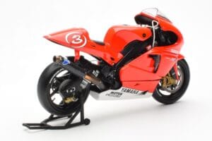 Yamaha YZR-M1 Marlboro Yamaha Team #3 M. Biaggi MotoGP 2002 Minichamps 1:12 122026303 Métal — image 3 sur 4