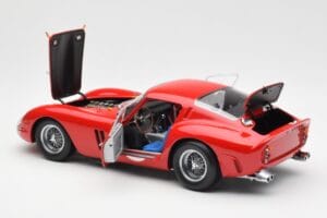 Ferrari 250 GTO #22 24 Hours of Le Mans 1962 Kyosho 1:18 08432B Métal — image 5 sur 8
