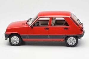 Renault 5 GTL Rouge Otto 1:18 OT1147 Résine — image 3 sur 6