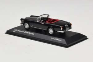 Alfa Romeo 2600 Spider Noir Minichamps 1:43 400120630 Métal — image 3 sur 4
