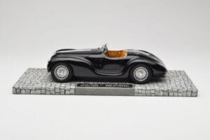 Alfa Romeo 6C 2500 SS Corsa Spider Noir Minichamps 1:18 107120231 Métal — image 3 sur 6