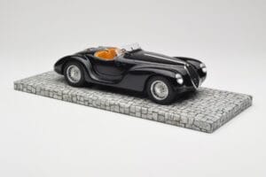 Alfa Romeo 6C 2500 SS Corsa Spider Noir Minichamps 1:18 107120231 Métal — image 4 sur 6