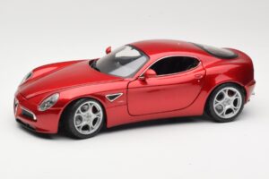 Alfa Romeo 8C Competizione Rouge Bburago 1:18 18-11021 Métal